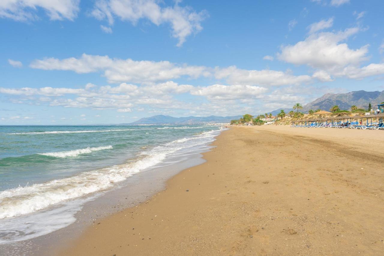 Apartment Near The Beach มาร์เบยา ภายนอก รูปภาพ