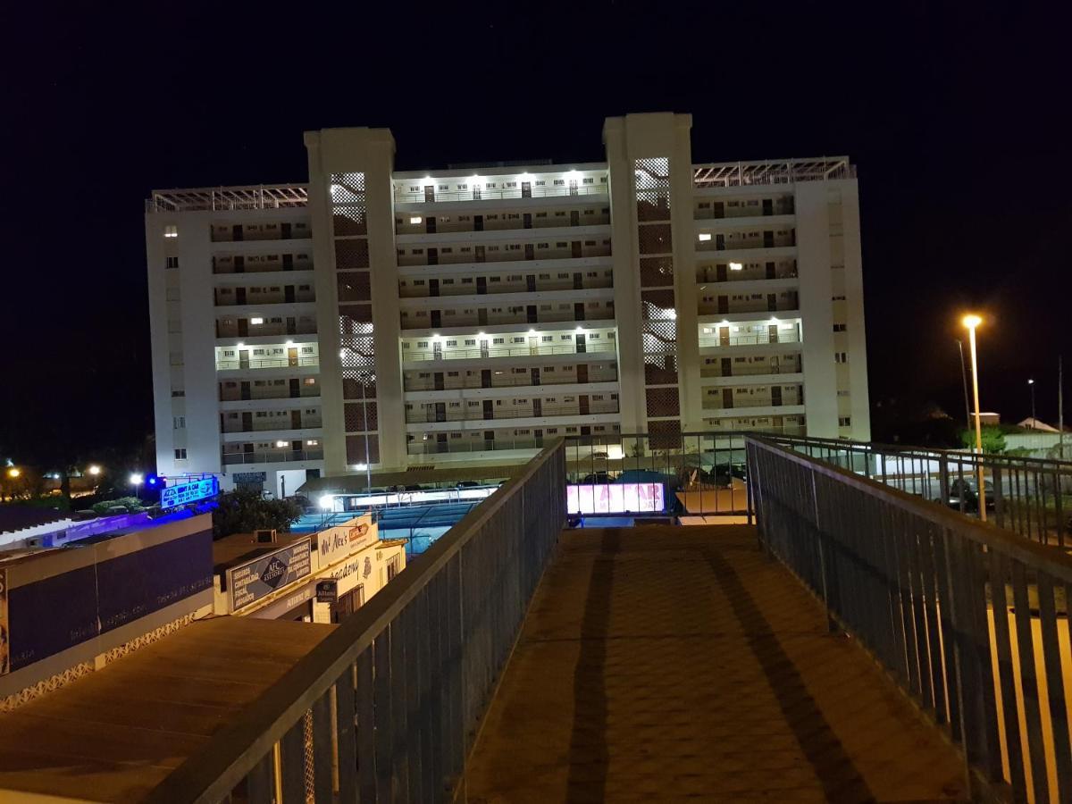 Apartment Near The Beach มาร์เบยา ภายนอก รูปภาพ