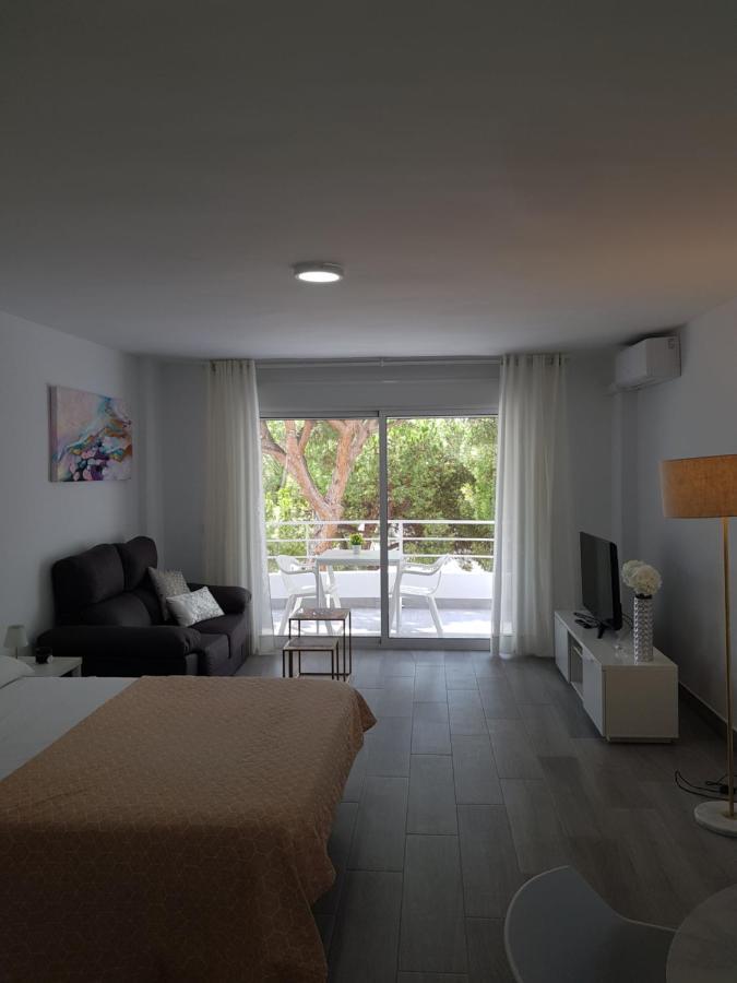 Apartment Near The Beach มาร์เบยา ภายนอก รูปภาพ