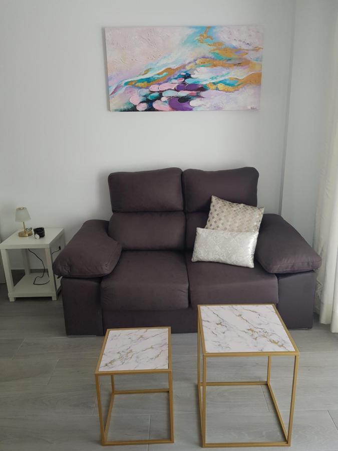 Apartment Near The Beach มาร์เบยา ภายนอก รูปภาพ